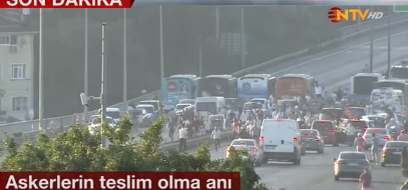 Ministru turc: Circa 6.000 de persoane retinute dupa tentativa de lovitura de stat