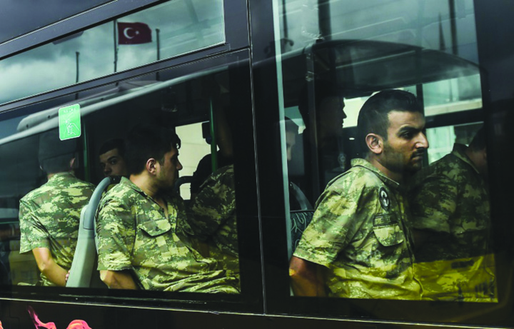 Erdogan: Poporul vrea pedeapsa cu moartea, il vom asculta