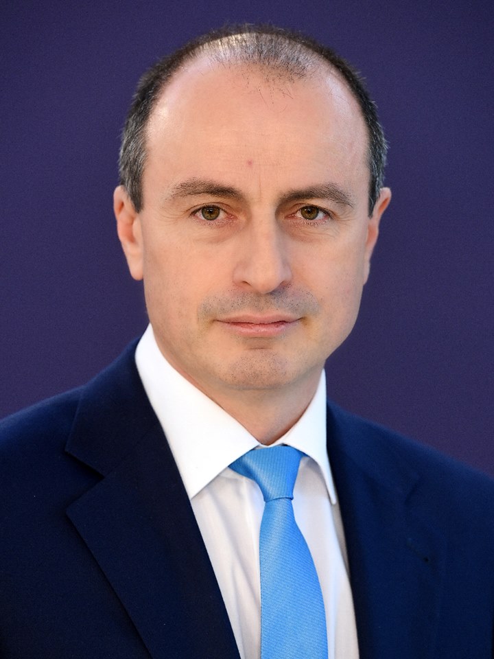Ministrul Agriculturii, cu ochii pe frigiderul romanilor: „S-au obisnuit sa…”