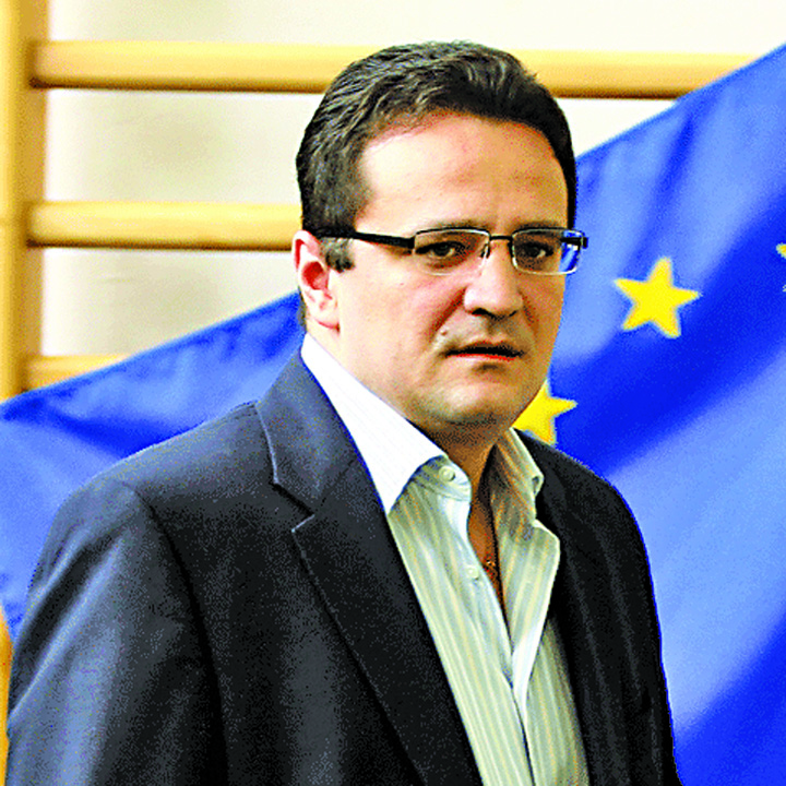 George Maior, eliminat de Dragnea