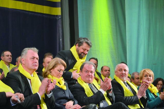 Listele electorale ii incaiera pe liderii centrali si locali ai PNL