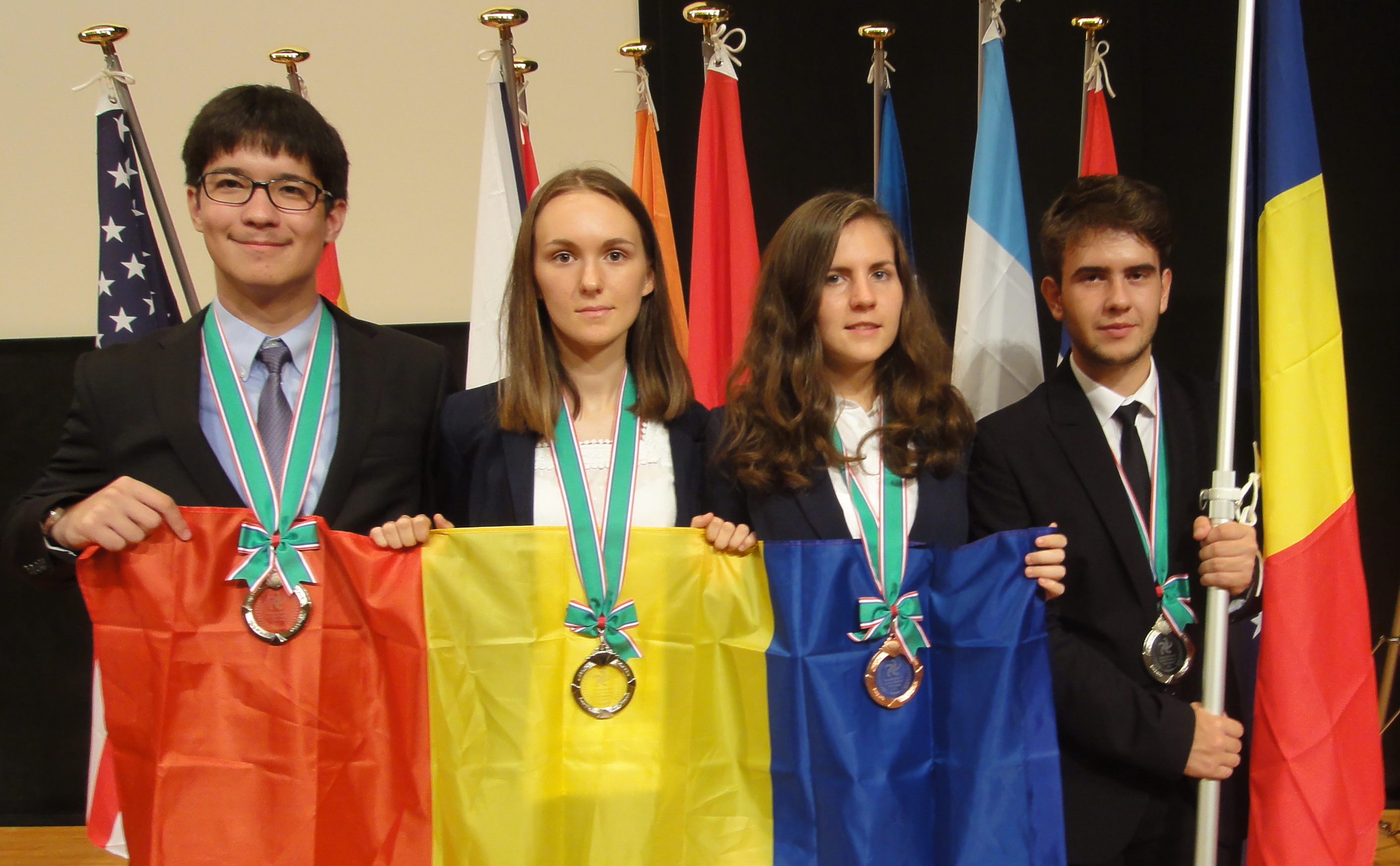 Patru medalii pentru olimpicii romani pasionati de Stiintele Pamantului