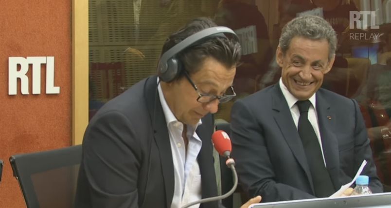 Fostul presedinte francez, amuzat teribil de un moment pregatit pentru el (VIDEO)
