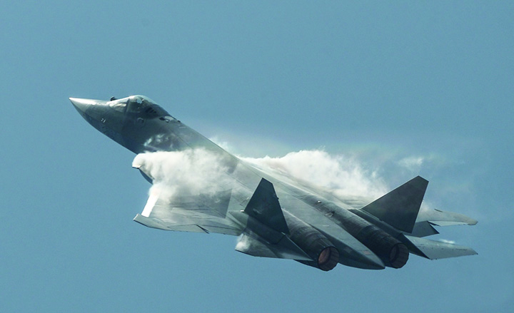T-50, bombardierul invizibil al Rusiei
