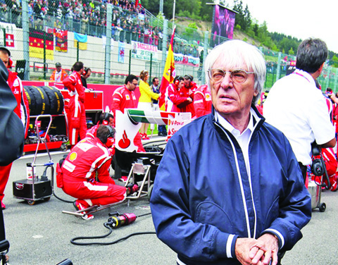 Bernie vinde Formula 1 cu 8,5 miliarde de dolari!