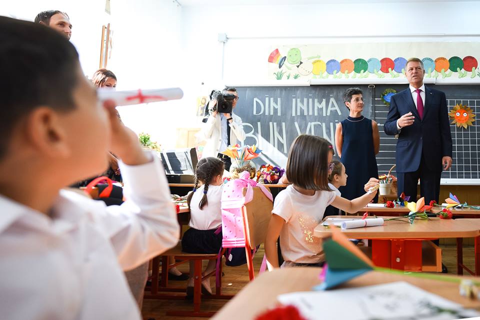 Cum vede seful statului chestiunea pensiilor speciale pentru profesori