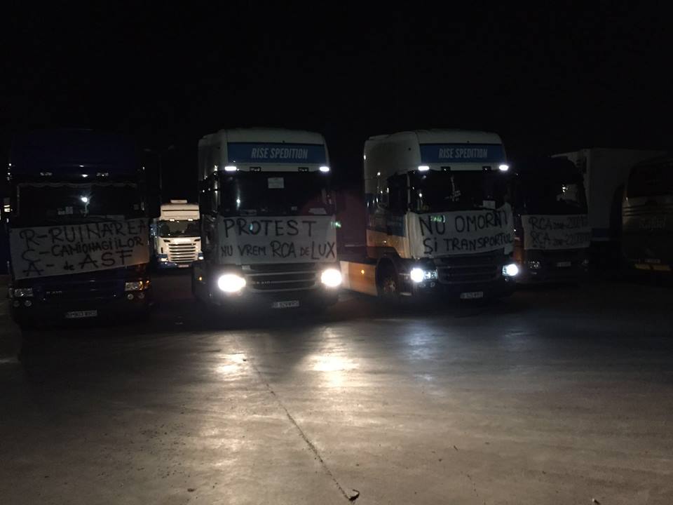 Protestul transportatorilor da peste cap circulatia in centrul Capitalei