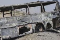 Peste 30 de morti, dupa ce un autobuz s-a izbit de o cisterna