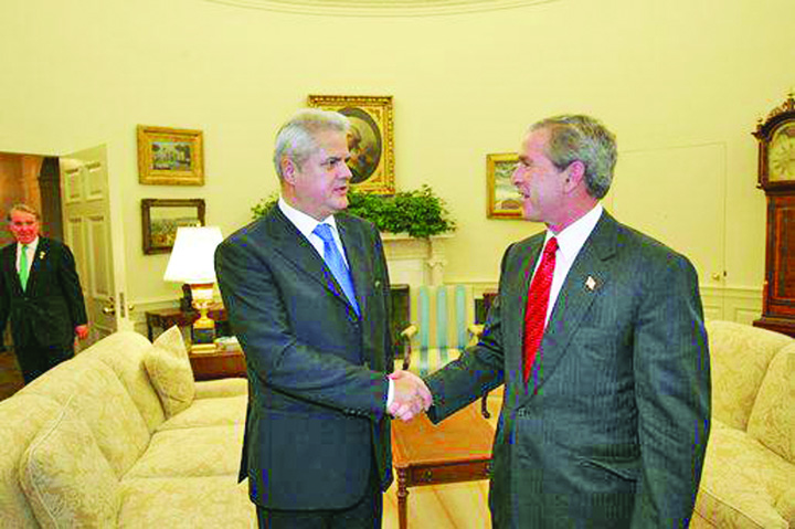 adrian-nastase-america-viza-george-bush-traian-basescu-monica-macovei-18432947 - Ziarul National