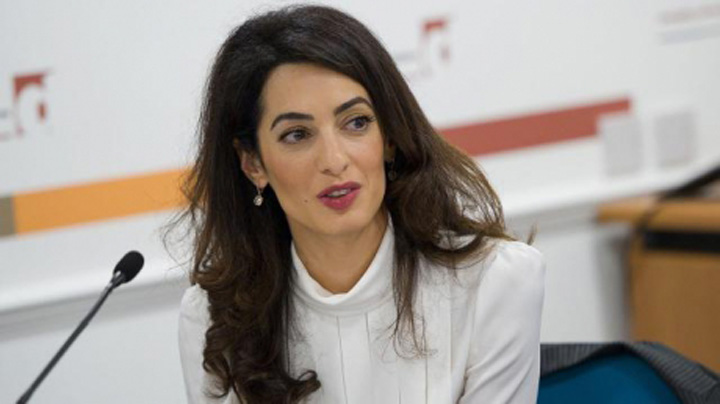 Amal Clooney da in judecata ISIS