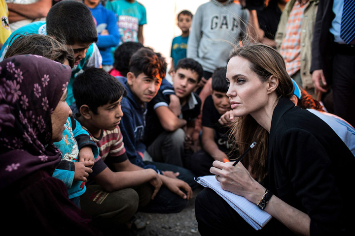 Brad Pitt a parasit-o pe Angelina din cauza ONU!