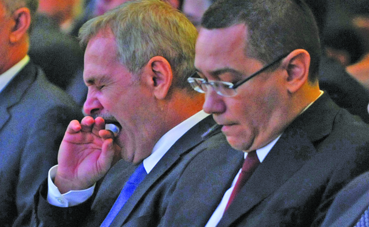 Ponta lasa balta PRU si dar isi continua razboiul cu Dragnea