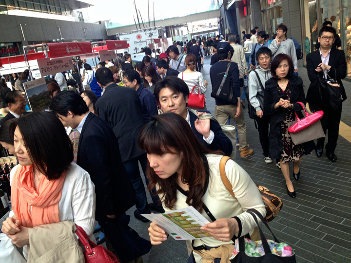 Numar ingrijorator de virgini in Japonia