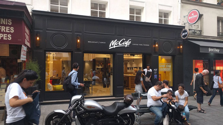 McDonald`s fara burgeri si cartofi prajiti
