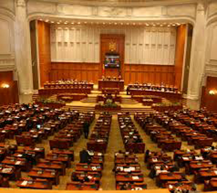Surpriza toamnei: Parlament cu trei partide