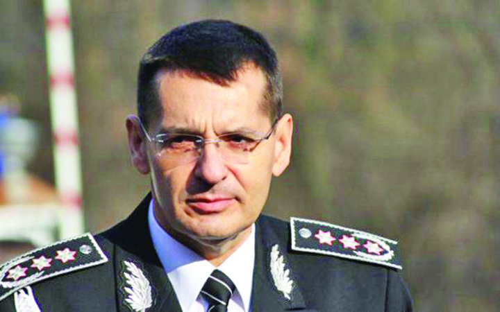 Se aduc „stranieri” pentru comisiile de plagiat!