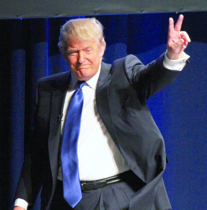 Trump le mai si nimereste