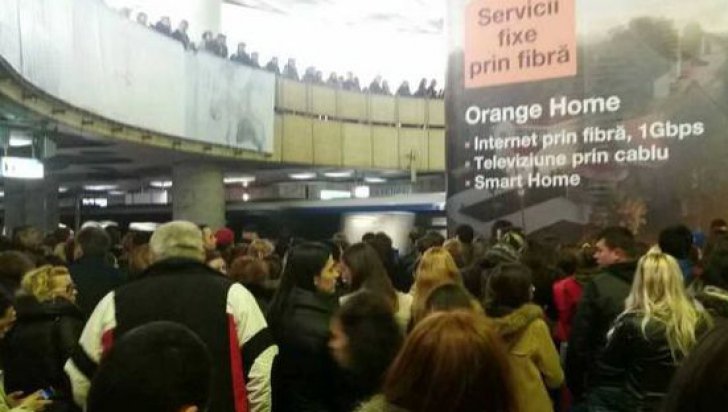 Aglomeratie de nedescris la metroul bucurestean: au fost calatori care au lesinat!