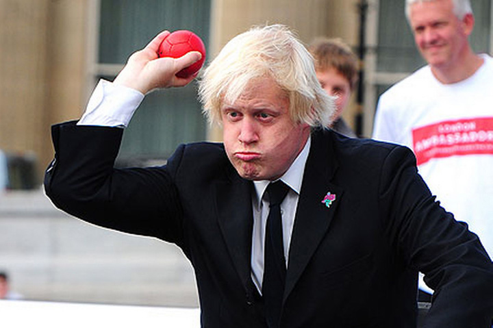 Boris Johnson cere manifestatii in fata ambasadei Rusiei la Londra