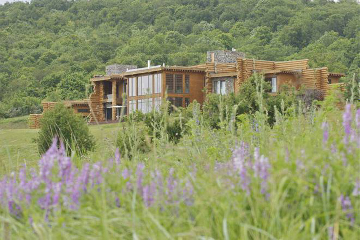 Uite cum arata vila de 2,5 milioane de euro