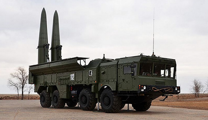 Rusia instaleaza capacitati nucleare la portile NATO