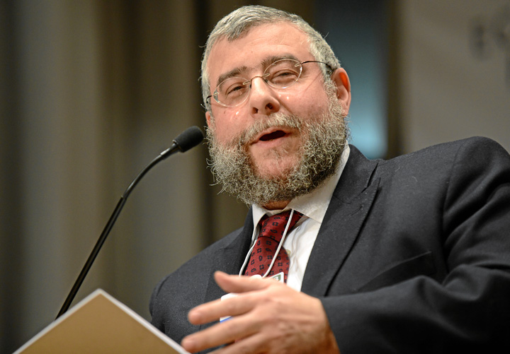 Open forum: Is Religion Outdated in the 21st Century?: Pinchas Goldschmidt - Ziarul National