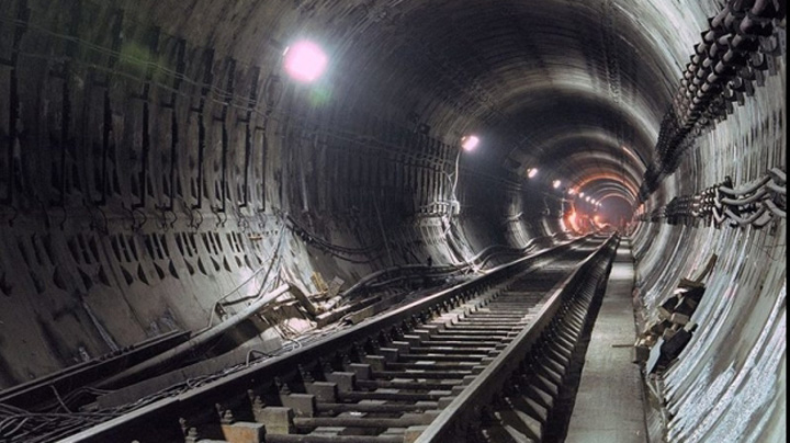 Probleme la metrou, in urma unui scurtcircut. S-au anuntat demiteri