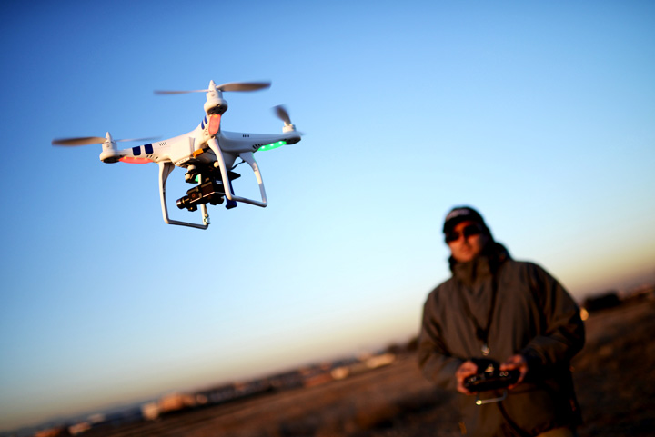 Telekom se va apara de drone