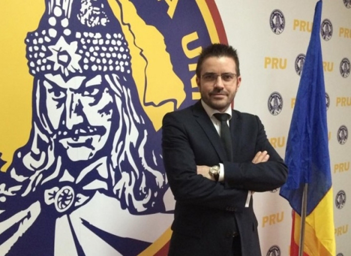 Urmasii lui Vlad Tepes, cumparati ca la piata cu smartphone-uri