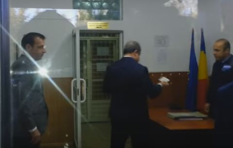 Blaga a ajuns la Ploiesti, pentru o declaratie la DNA