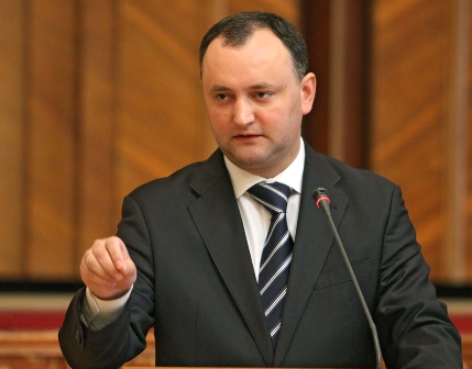 Dodon, avertisment pentru Basescu in privinta recent dobanditei cetatenii moldovenesti