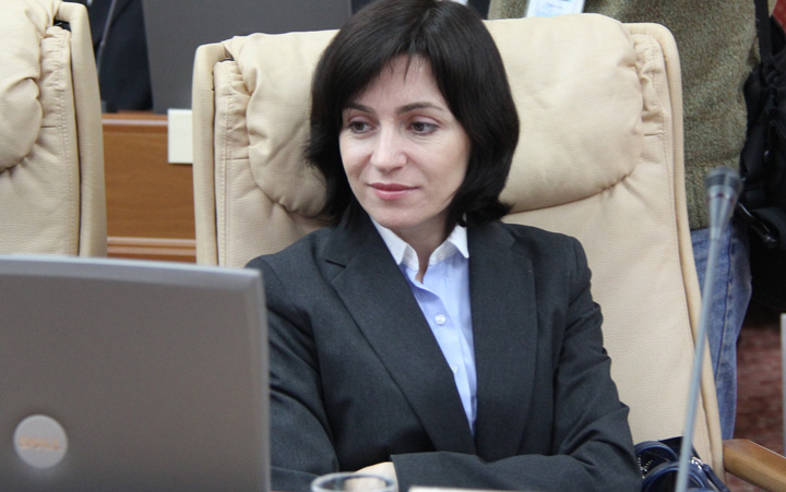 Prezidentiale in Republica Moldova: Rusia sau UE?