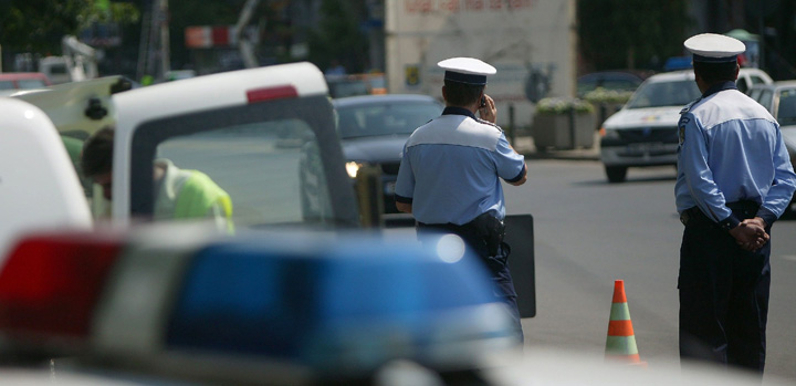 Poliţiştii au ieşit cu precizări: şoferii care vor fi testaţi, de fapt, cu un Drug-test. Ce spun şi despre erorile aparatului