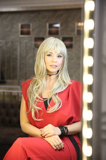 Surpriza Andreei Marin: s-a facut blonda de ziua ei