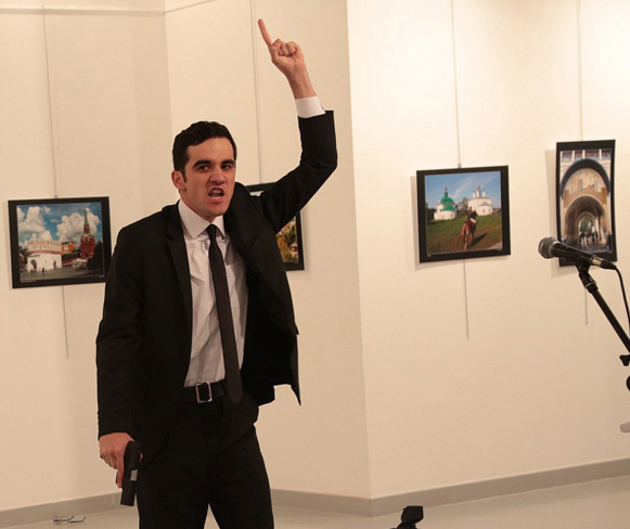Asasinul lui Karlov l-a pazit de 8 ori pe Erdogan