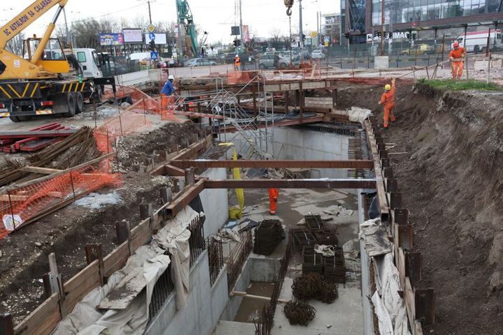 Statul, 40% taxa de smecherie pentru constructorii straini!