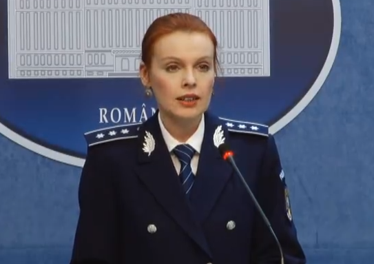 Sute de persoane retinute si arestate preventiv au votat