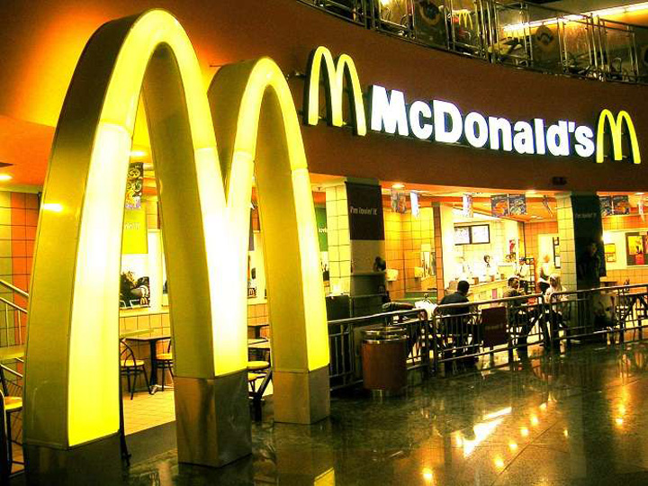 McDonald’s Romania scumpeste haleala pe caprarii