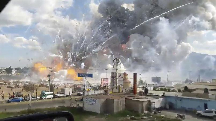 Explozie de artificii in Mexic: 31 de morti