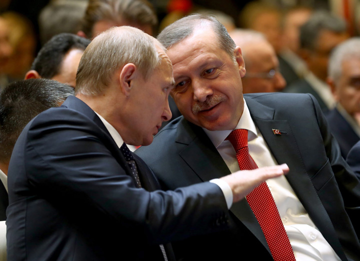 Rusia si Turcia se fac punte pe cadavrul lui Karlov