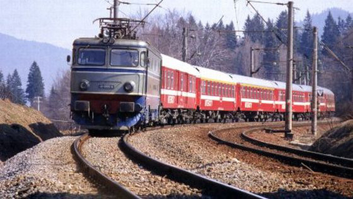 Trenurile CFR, depasite de biciclete!
