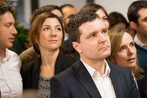Nicusor Dan continua sa vanda gogosi