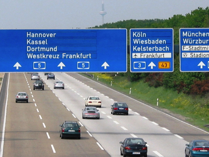 Romanii vor plati taxa pe autostrazile Germaniei!