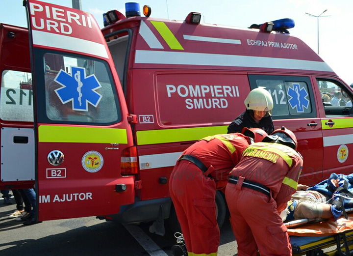 Un acrobat a cazut de la opt metri inaltime