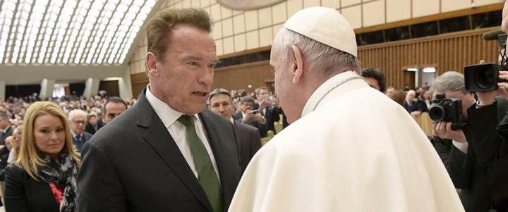 “Terminator”, in audienta la papa Francisc