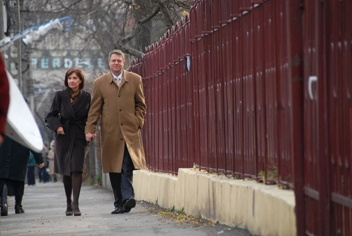 Klaus si Carmen Johannis Alegeri noiembrie 2009 - Ziarul National