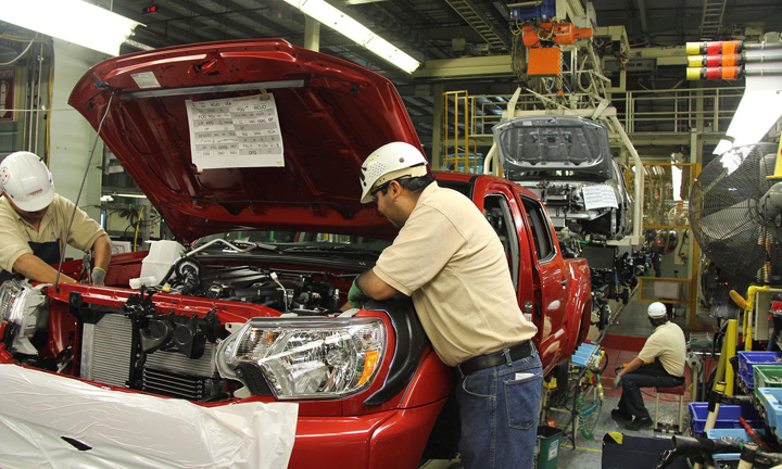 Trump, cosmar pentru Toyota si Nissan