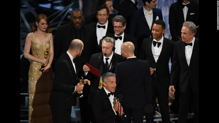 Romanisme la Oscar