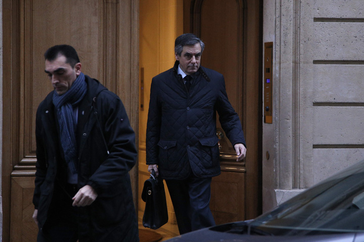 Prezidentialele din Franta, la mana procurorilor