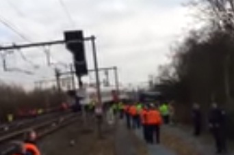 Accident de tren cu un mort si mai multi raniti, in Belgia (VIDEO)